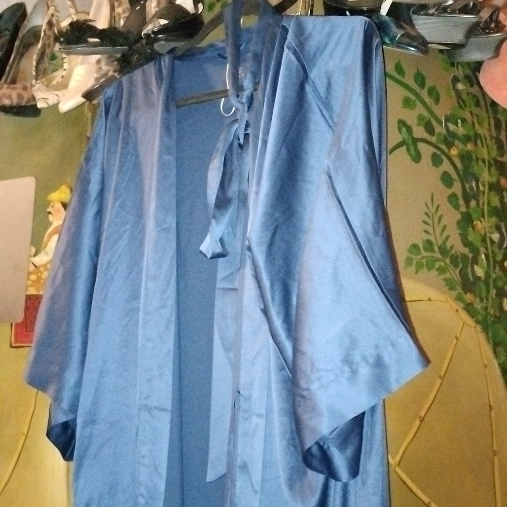 Deep Navy Blue Robe - Picture 2 of 3